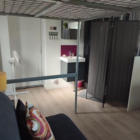Studio Meuble 1 Piece Entierement Equipe Sans Cloisons Separatives Chavagnes-en-Paillers Exterior photo